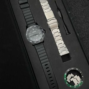 COPY - 42mm watch from The Ridge